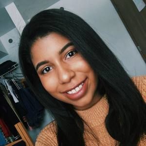 Meet your Posher, Lydia